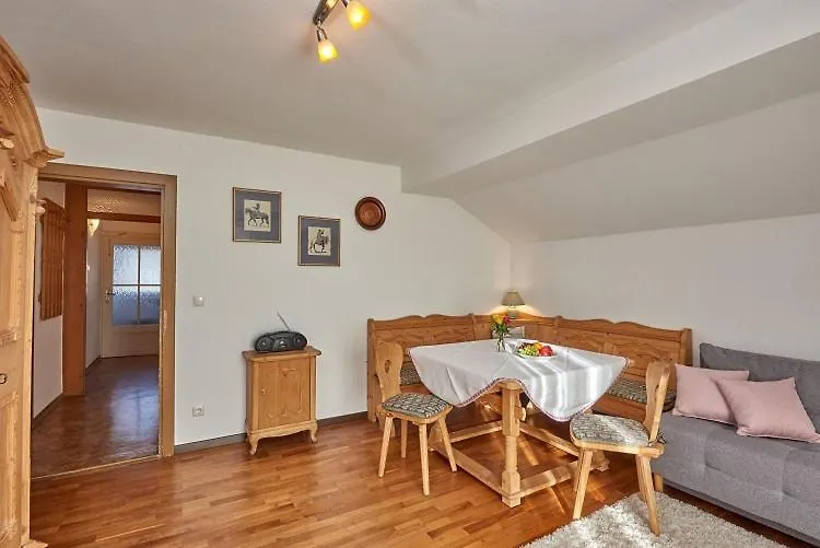 Guest house Gaestehaus Haeuslweber Reit im Winkl Germany