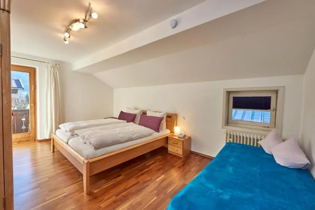 Guest house Gaestehaus Haeuslweber Reit im Winkl