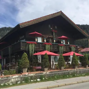 Gasthuis Pension Louise, Reit im Winkl